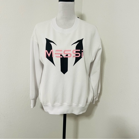 GAP Other - MESSI Girls XL White Graphic Crewneck Soccer Sweater NWOT Streetwear Casual